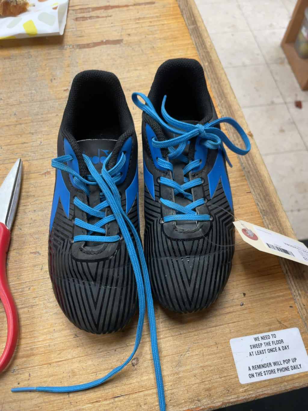 Diadora Soccer Cleats Size 1 US