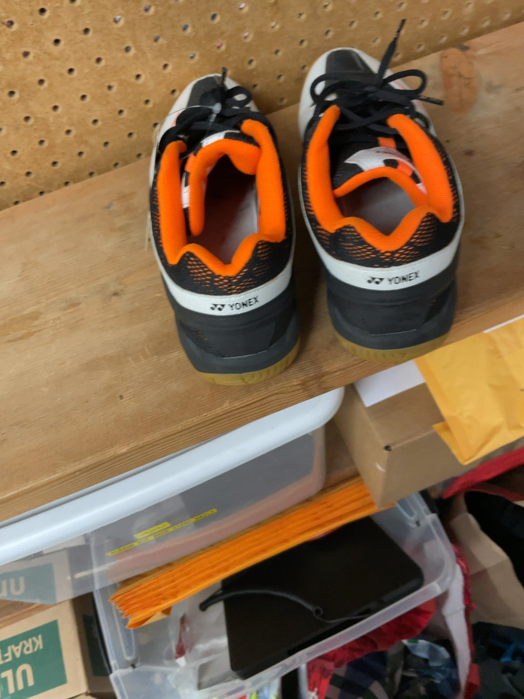 Yonex Power Cushion Size 9.5 US Court Shoes