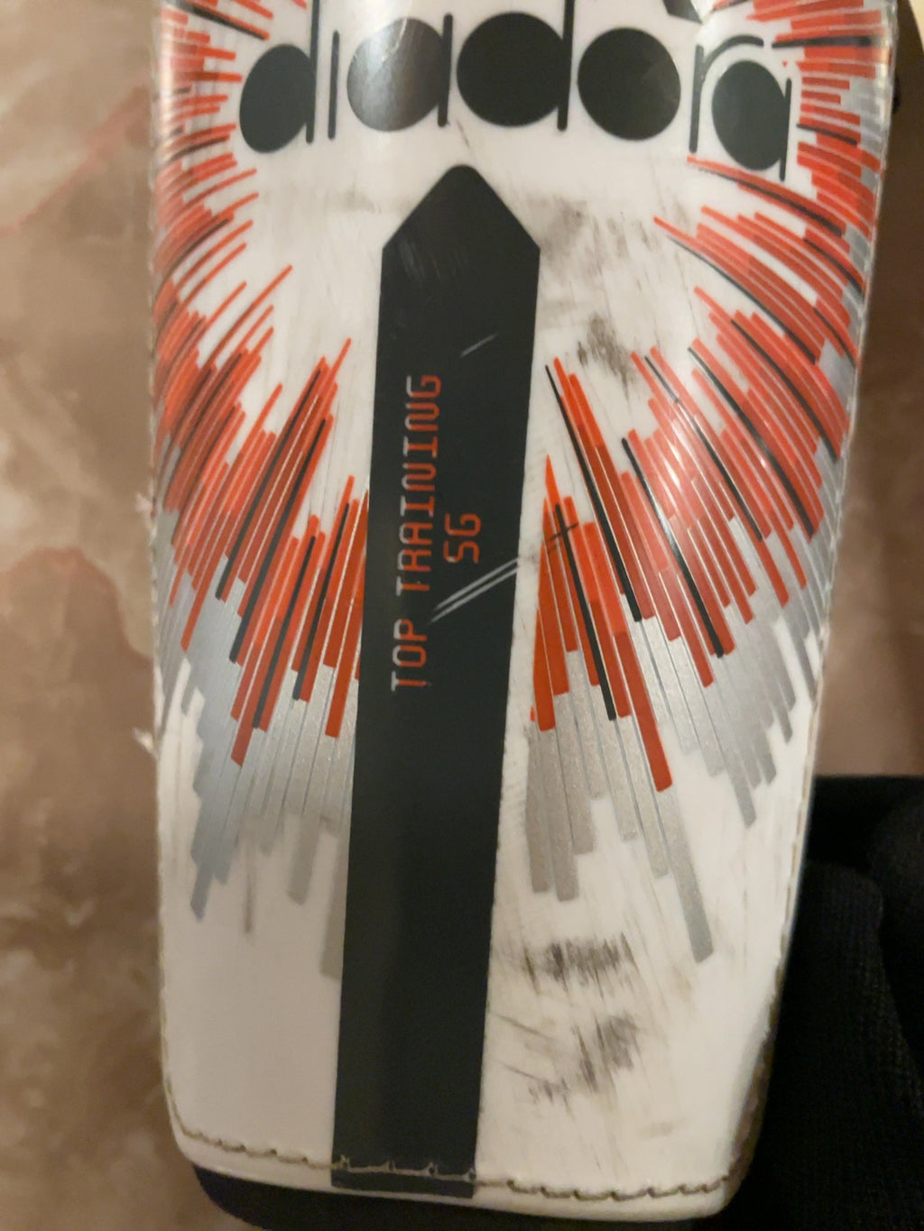 Diadora Top Training SG Soccer Shin Guards