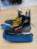 Bauer Vapor X Shift Pro Junior 3.5 D Ice Hockey Skates with Blade Guards