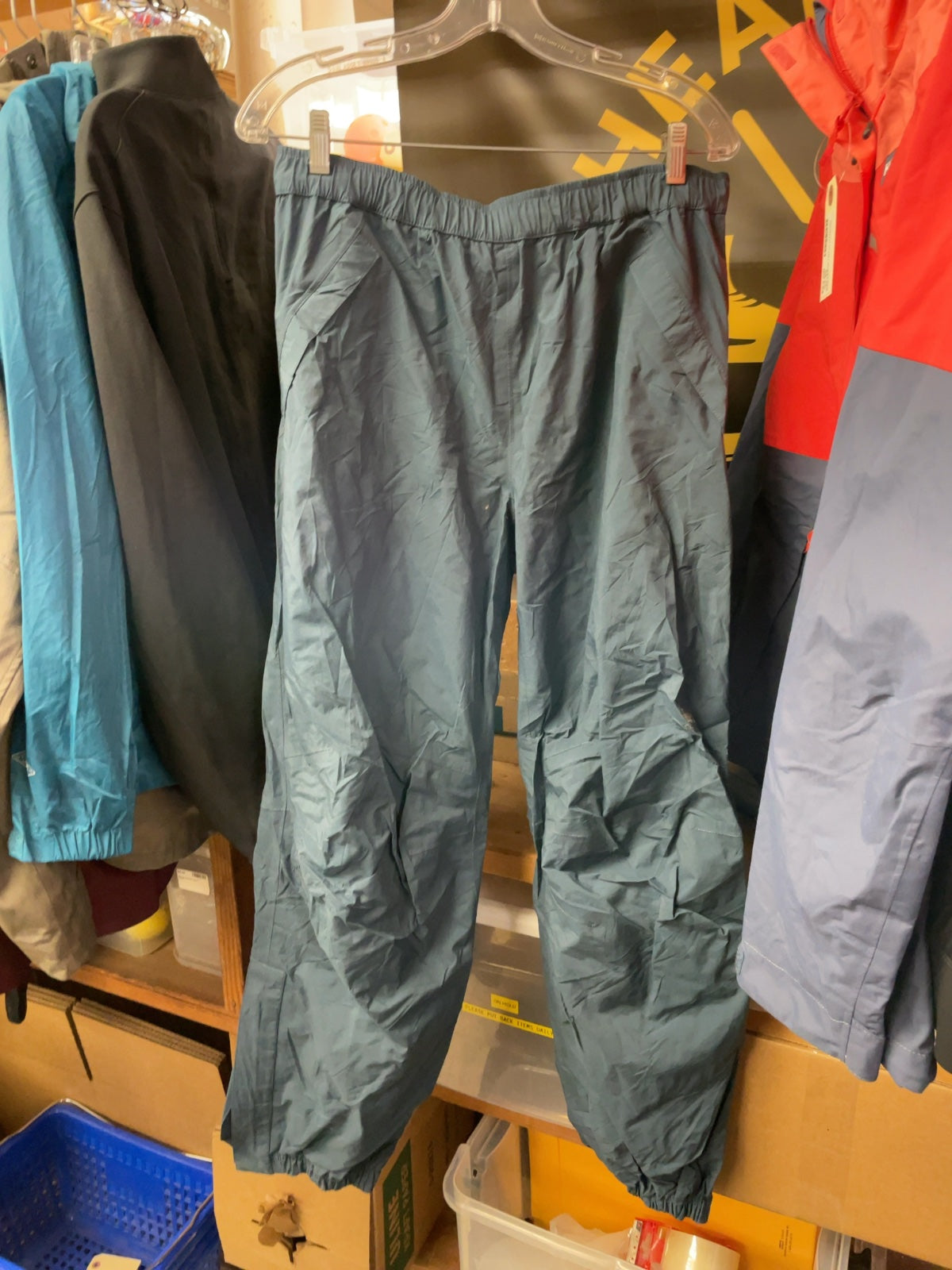 Helly Hansen Size Large Rain Pants