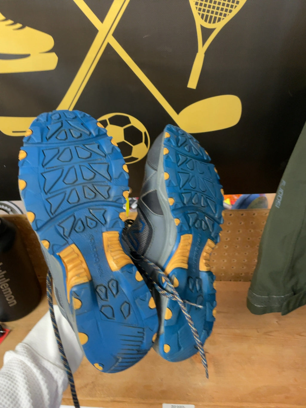 New Balance Size 10 Trail Running Shoes