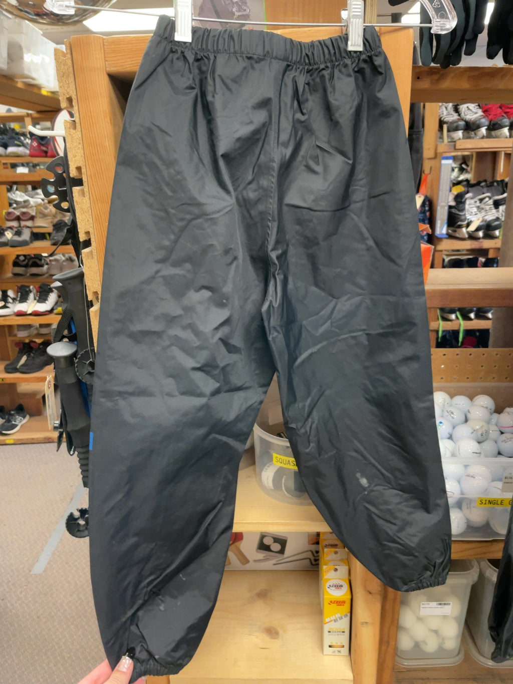 MEC Rain Pants Size 6 Black