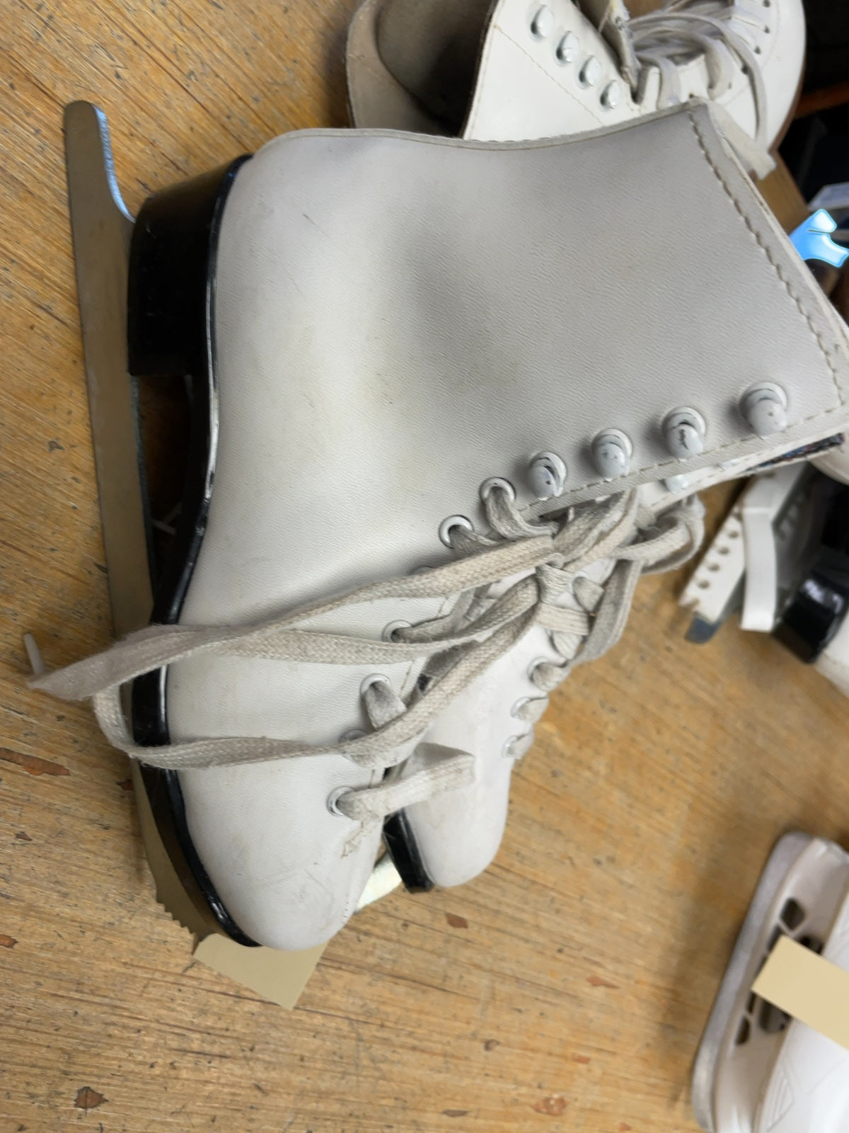 Lange Classic Size 3 Figure Skates