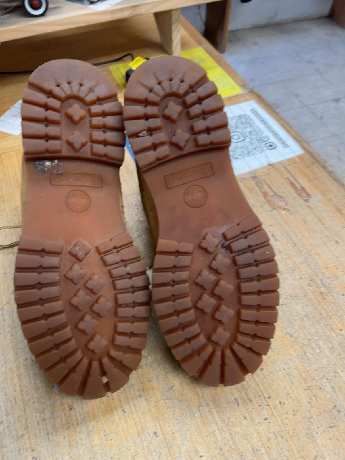 Timberland 6-Inch Premium Waterproof Boot Size 11 M Wheat