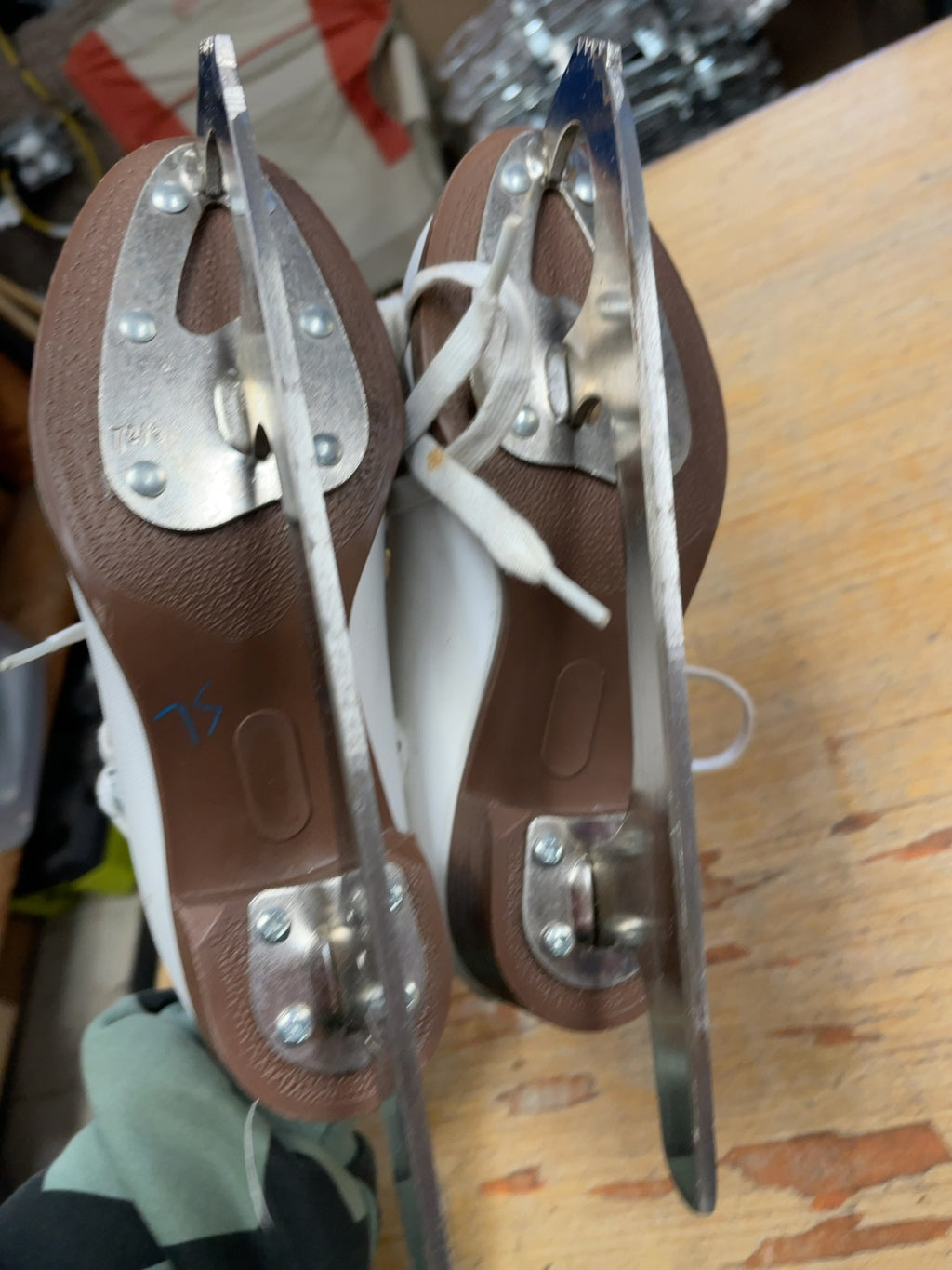 Jackson Glacier 120 Size 13C Figure Skates