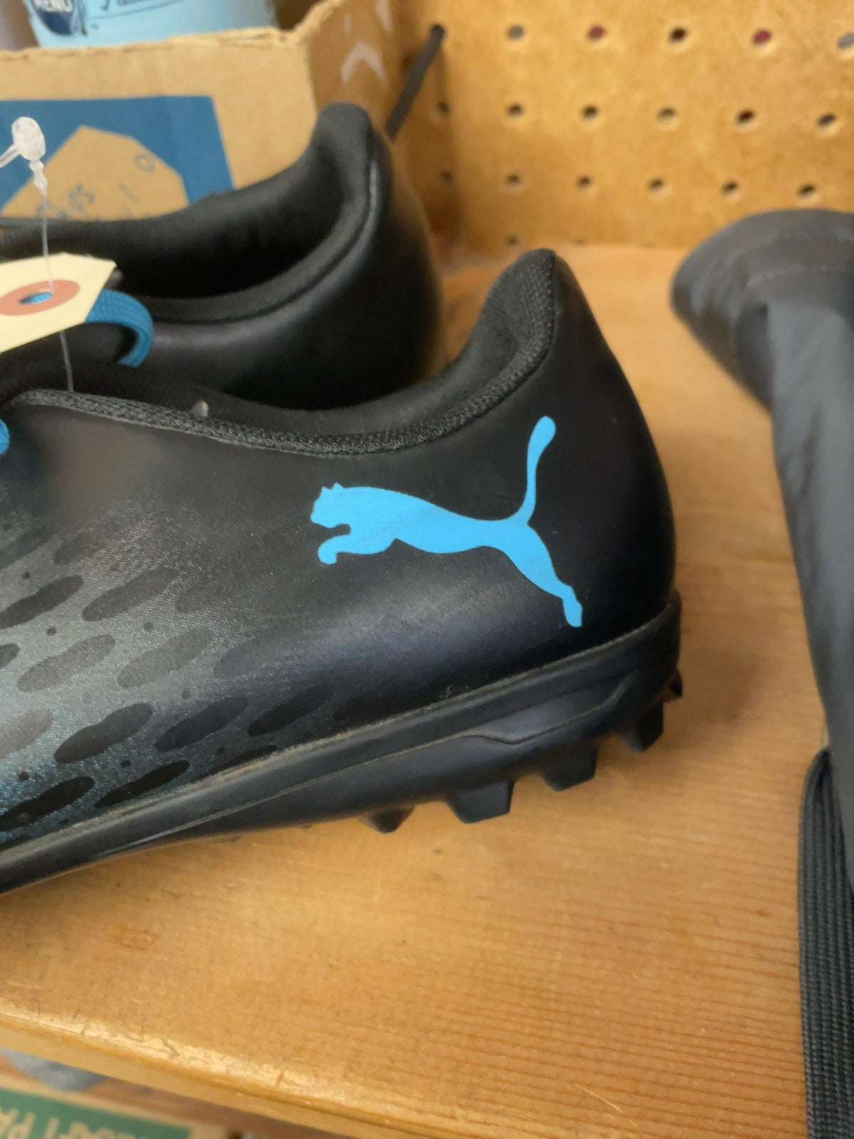 Puma Turf Soccer Cleats Size 7