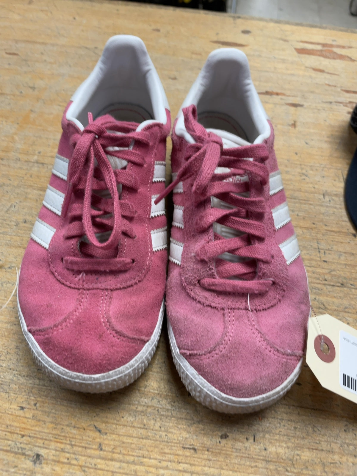 Adidas Gazelle Size 3 US Kids Sneakers