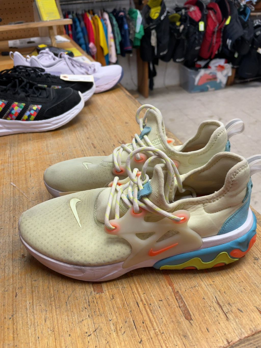 Nike React Presto Size 8.5 Sneakers