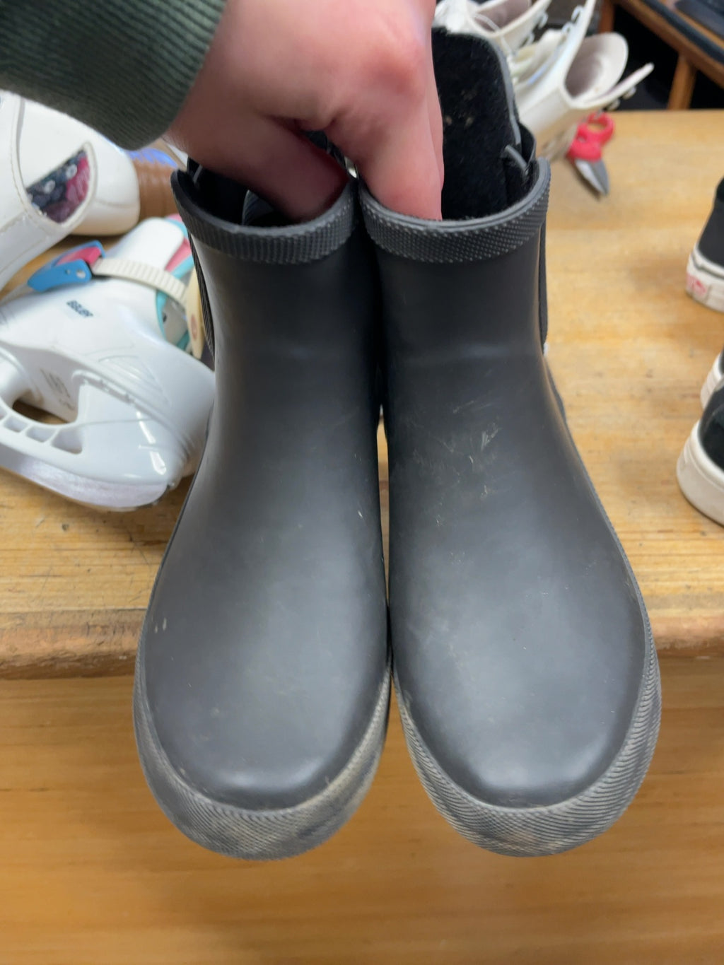 Joe Fresh Size 3 Youth Chelsea Rain Boots