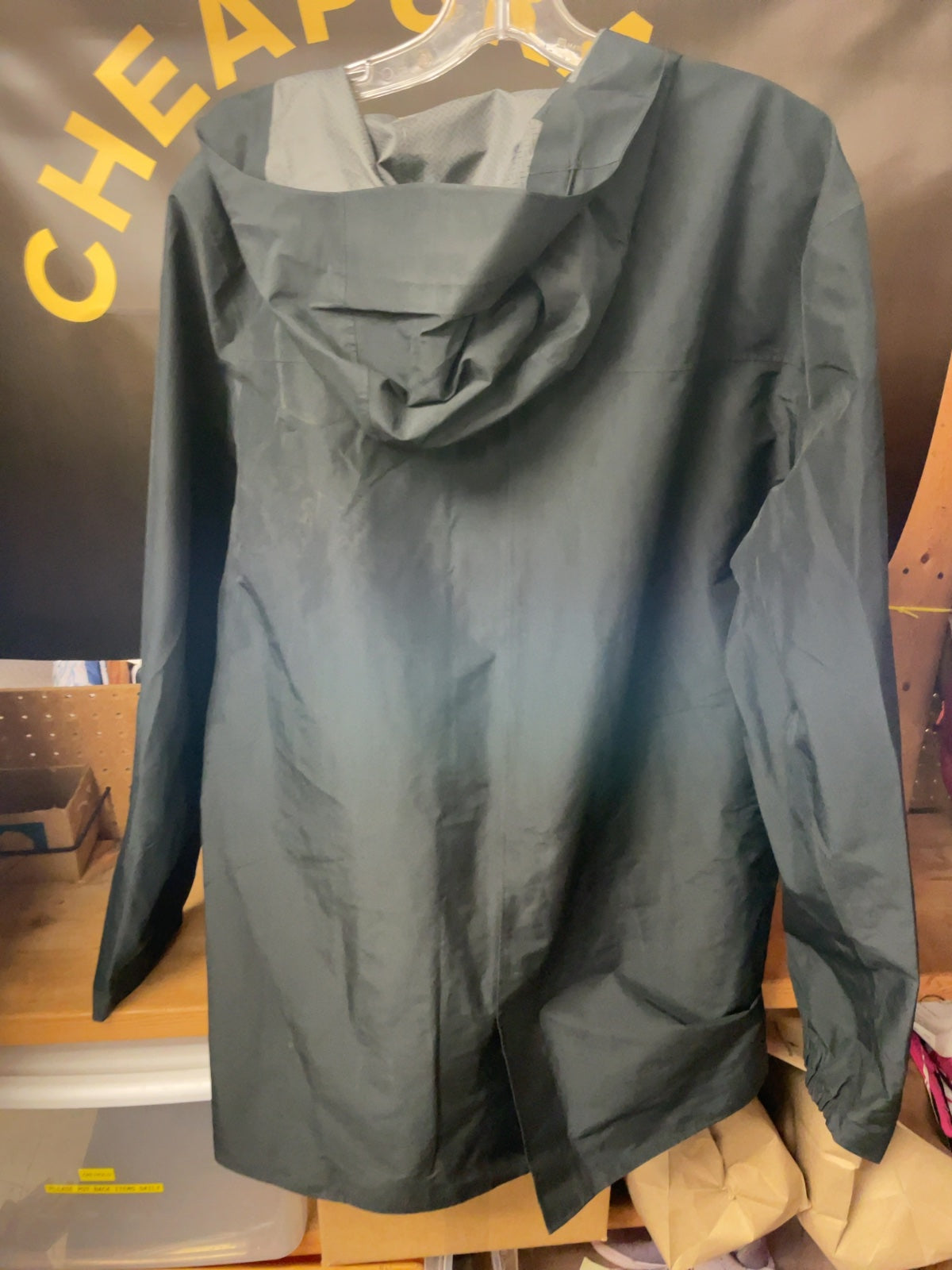 MEC Hooded Rain Jacket Size L Mens