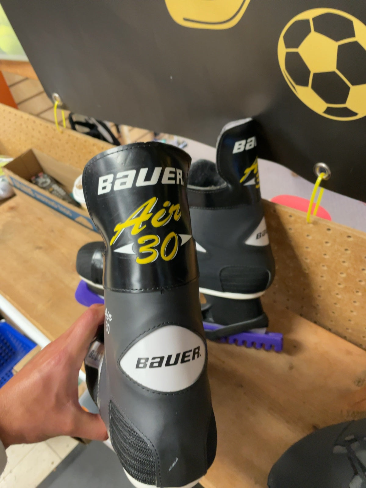 Bauer Air 30 Size 11.5 Hockey Skates