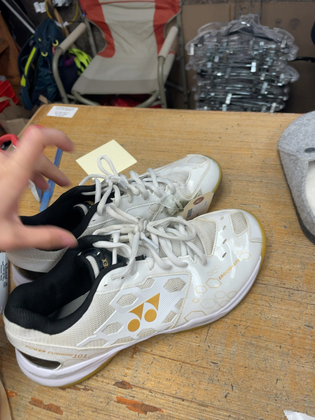 Yonex Power Cushion 101 Size 9 Court Shoes