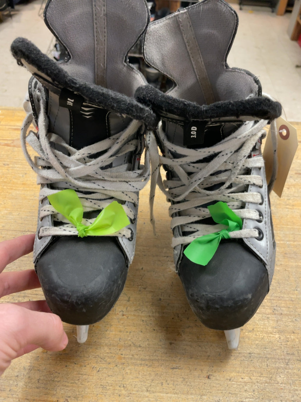 Easton Reflex Size 3.0 D Hockey Skates