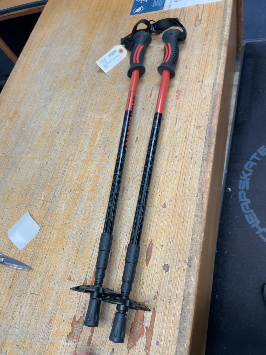 New Tendency Adjustable Trekking Poles