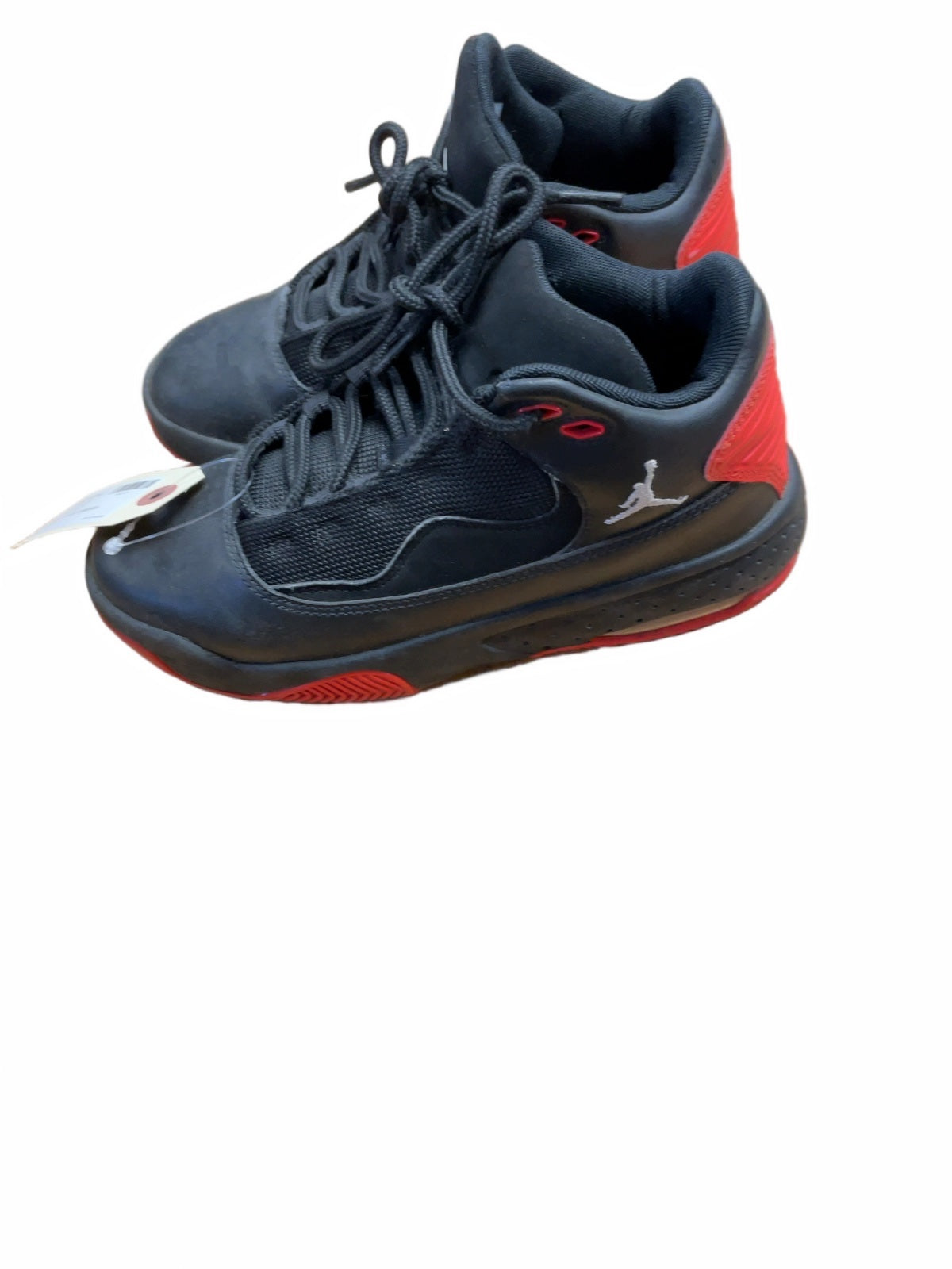 Jordan Max Aura Size 3.5Y US Youth Basketball Shoes