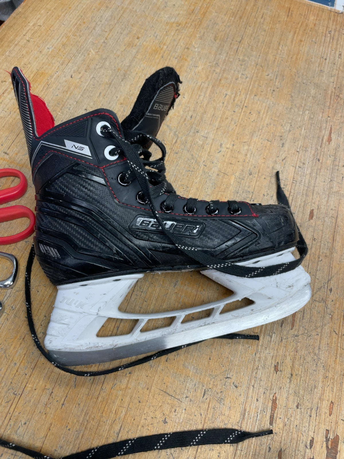 Bauer NS Size 3.5 Hockey Skates