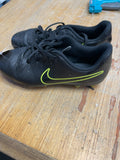 Nike Size 5Y Youth Soccer Cleats