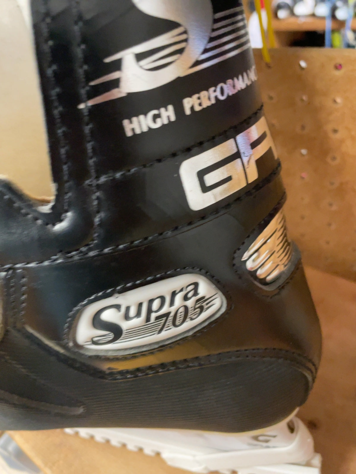 Graf Supra 705 Size 10.5 Hockey Skates