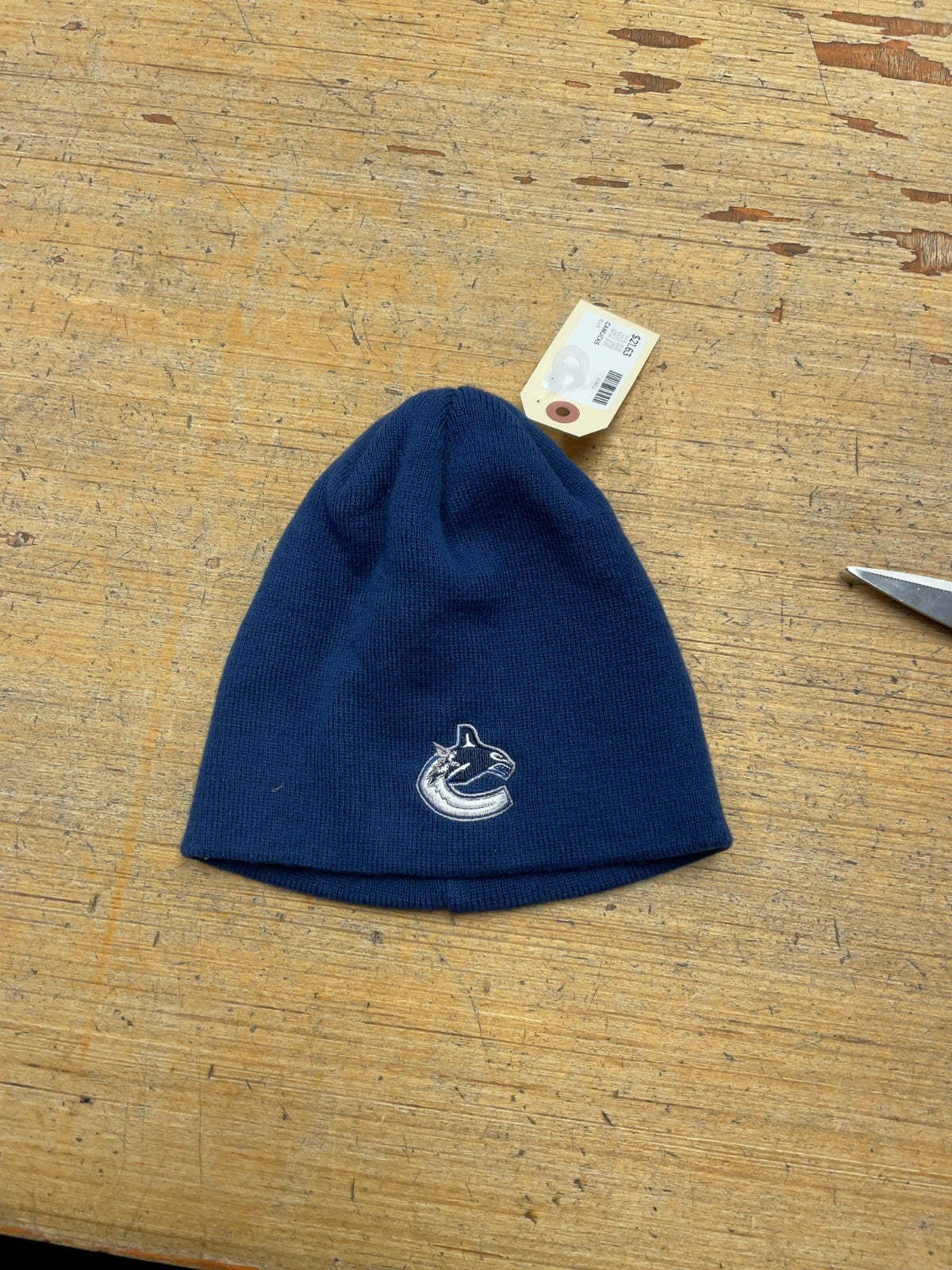 Vancouver Canucks One Size Knit Beanie Toque Blue