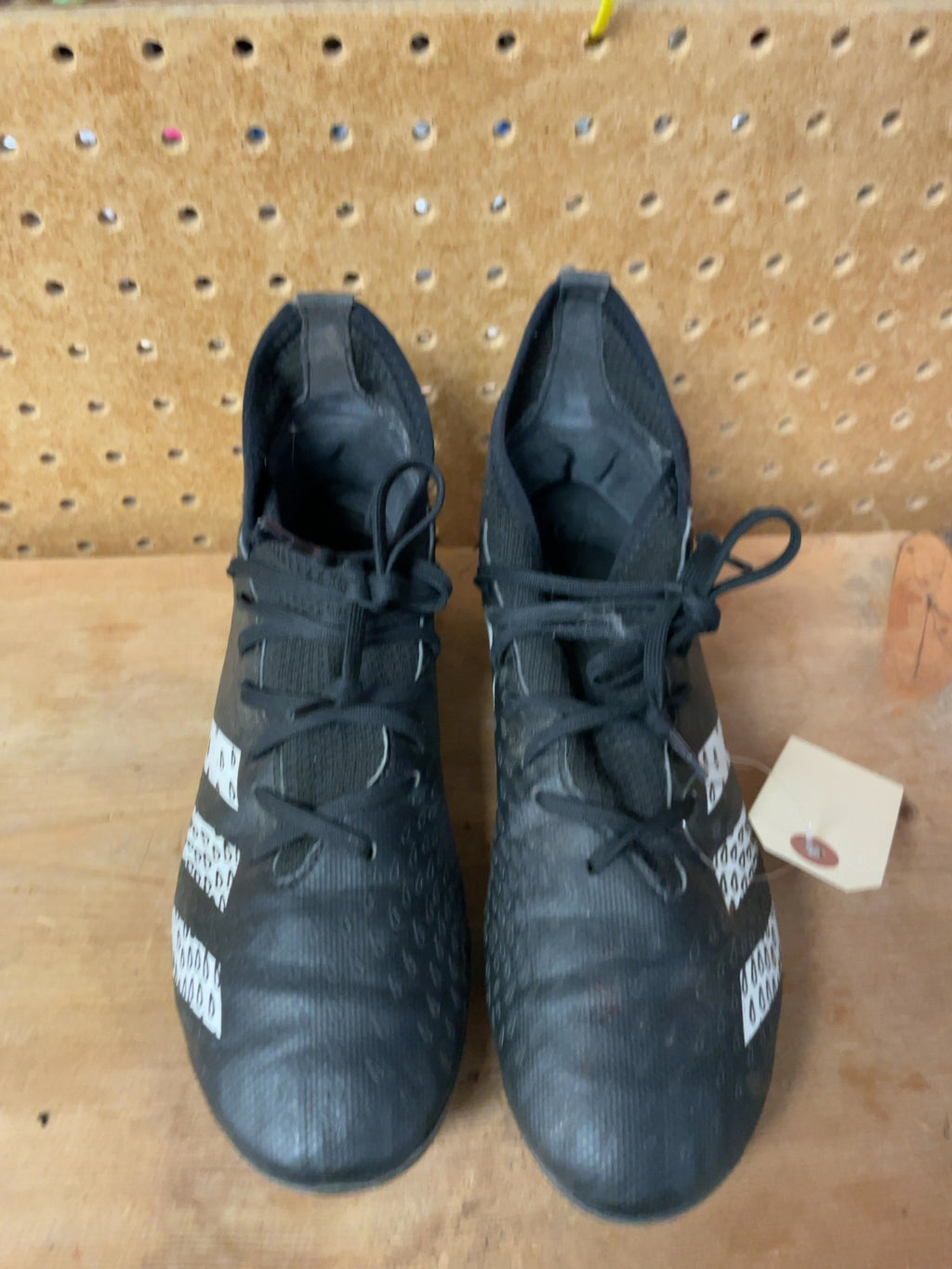Adidas Predator Size 4.5 US Soccer Cleats – Cheapskates Sporting Goods