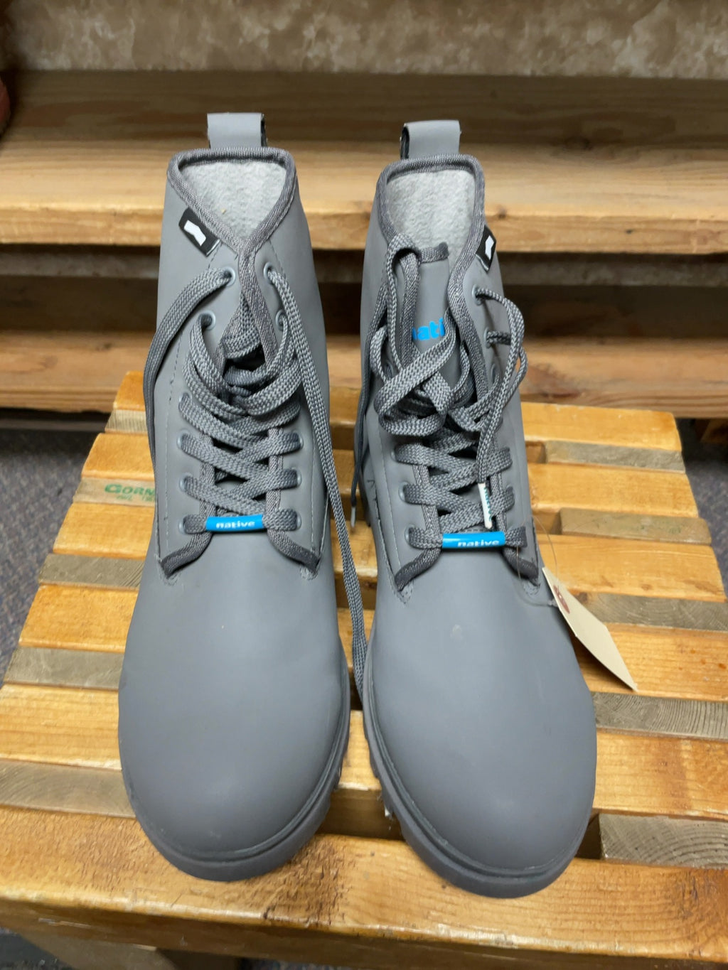 Native Shoes Fitzsimmons Citylite Boots Size 9 US Grey