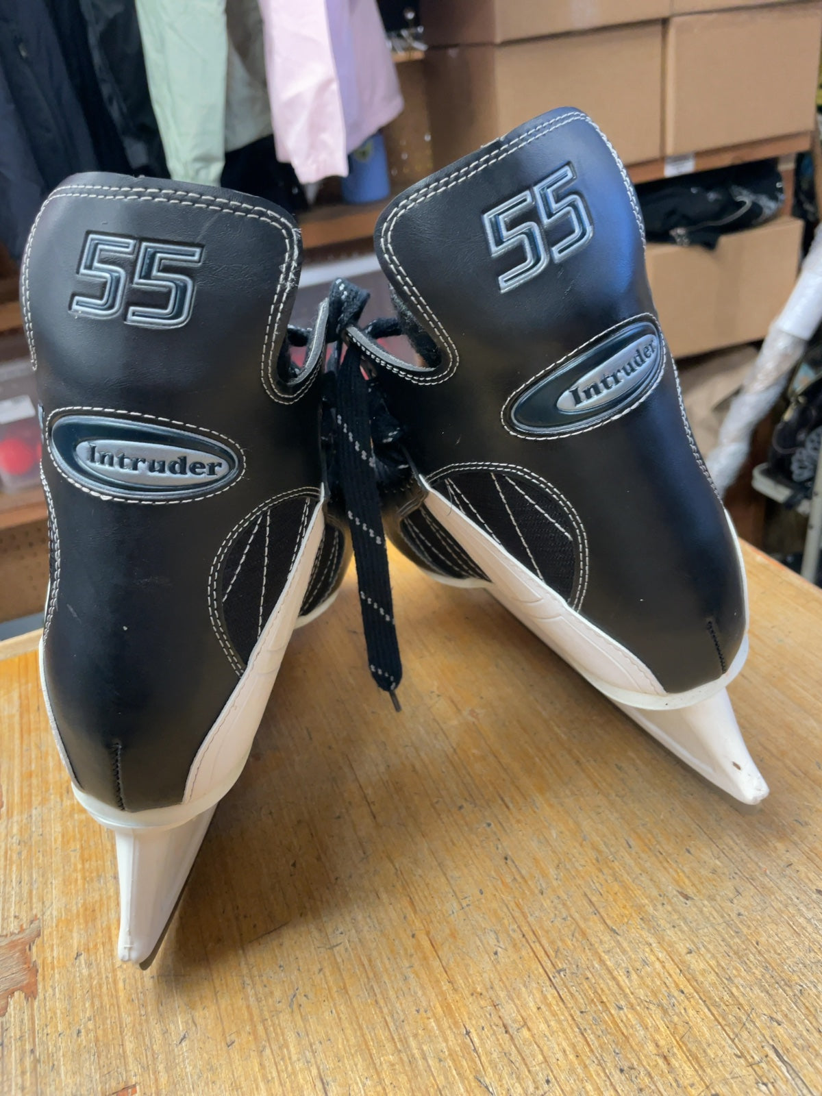 CCM Intruder 55 Size 8 Hockey Skates