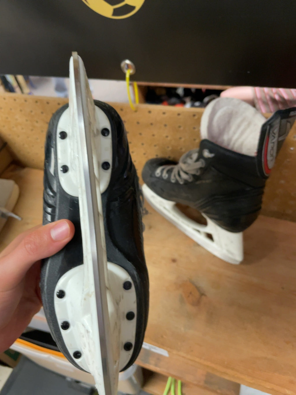 Bauer Vapor X250 Size 1 Hockey Skates