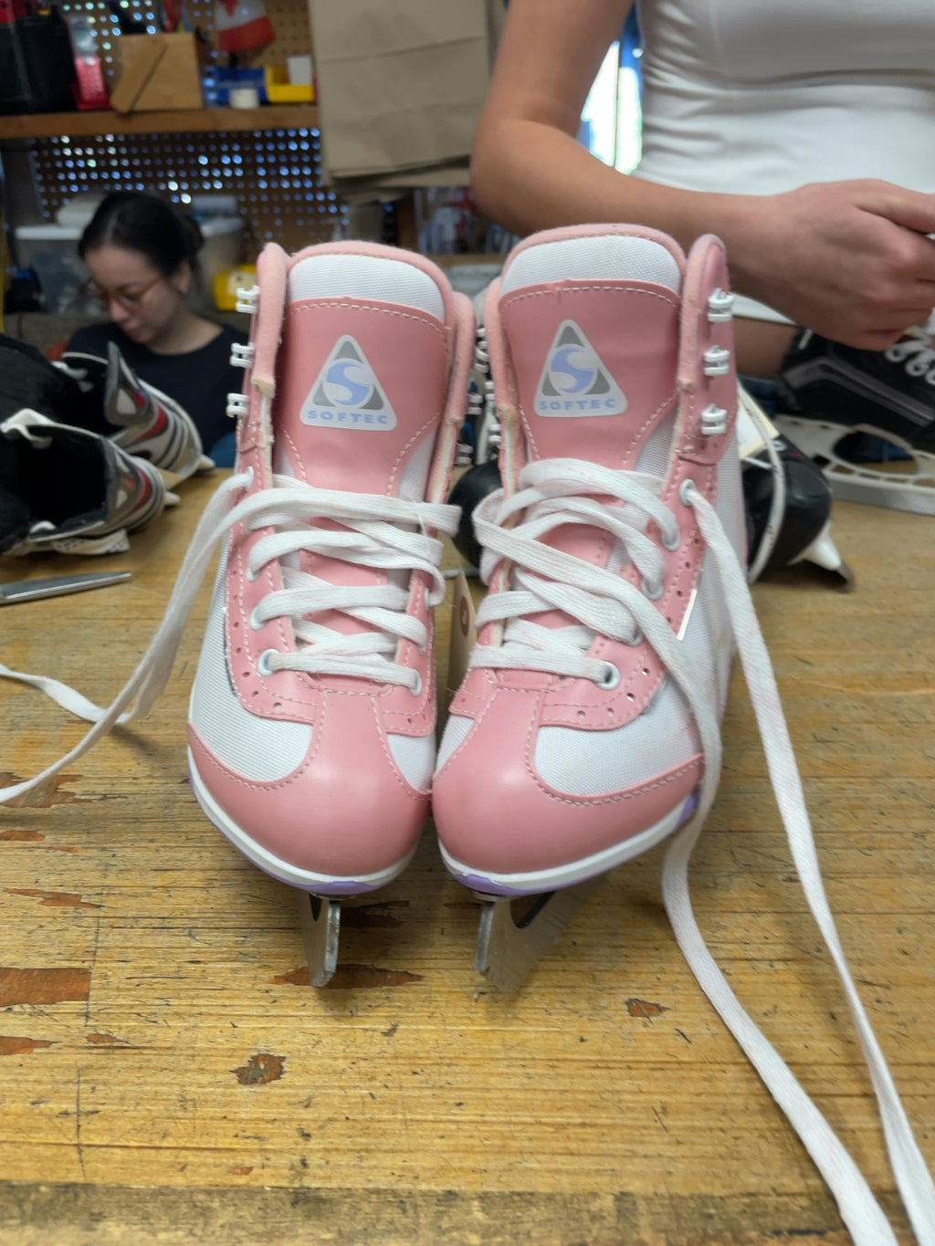 Softec Figure Skates Size 13C Pink/White