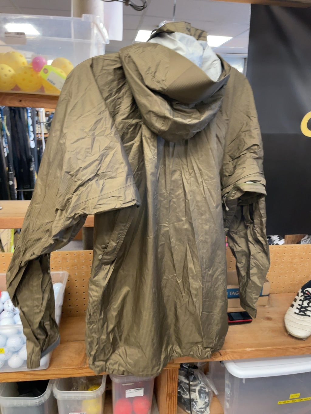 MEC Rain Jacket Size XL Brown