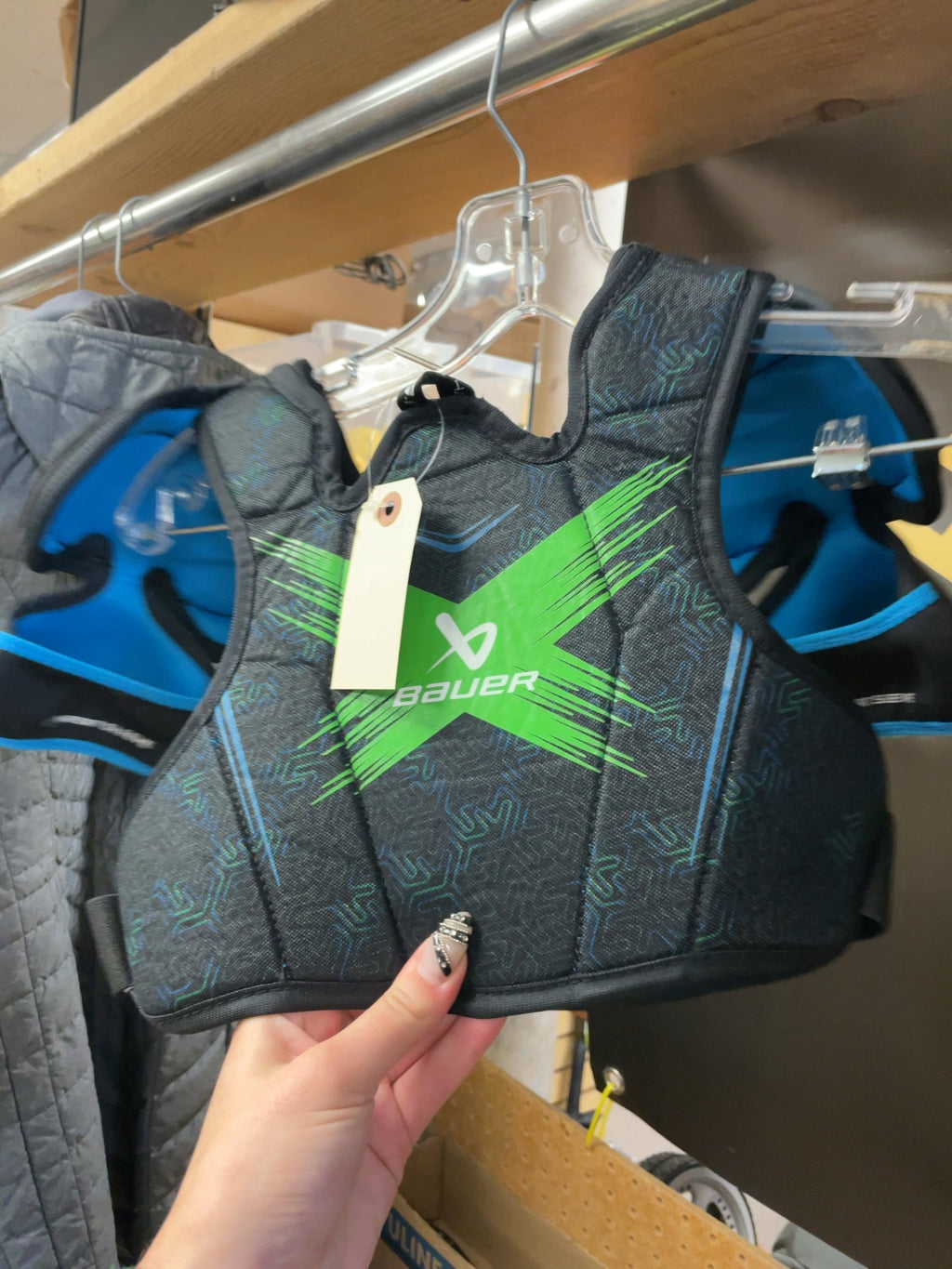 Bauer X Youth Large Hockey Shoulder Pads