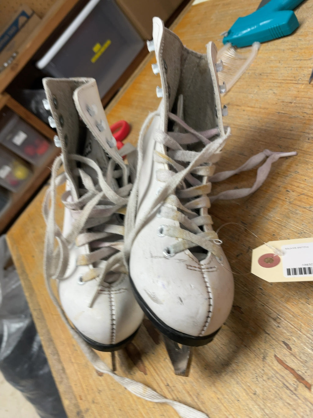 SP Jamie Sale & David Pelletier Size 11 Figure Skates White