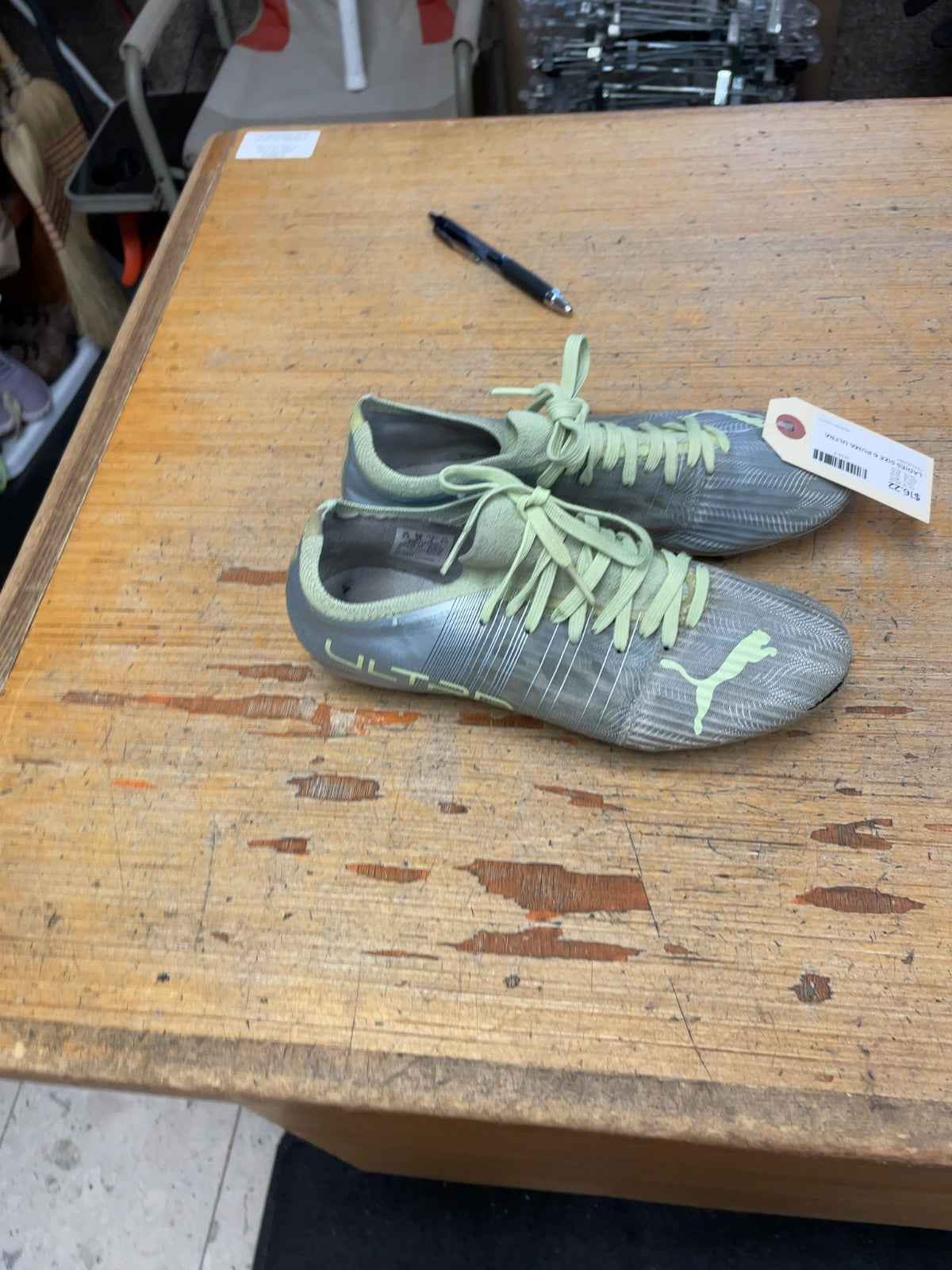 Puma Ultra Size 6 US Soccer Cleats