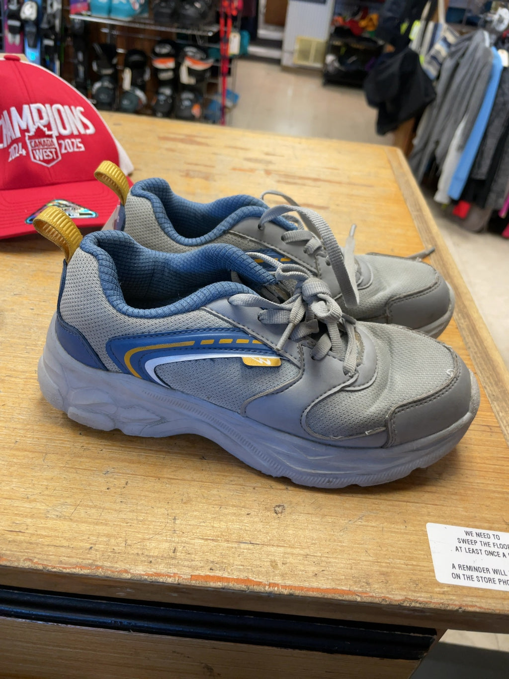 Campus Size 4 Grey/Blue/Yellow Shoes