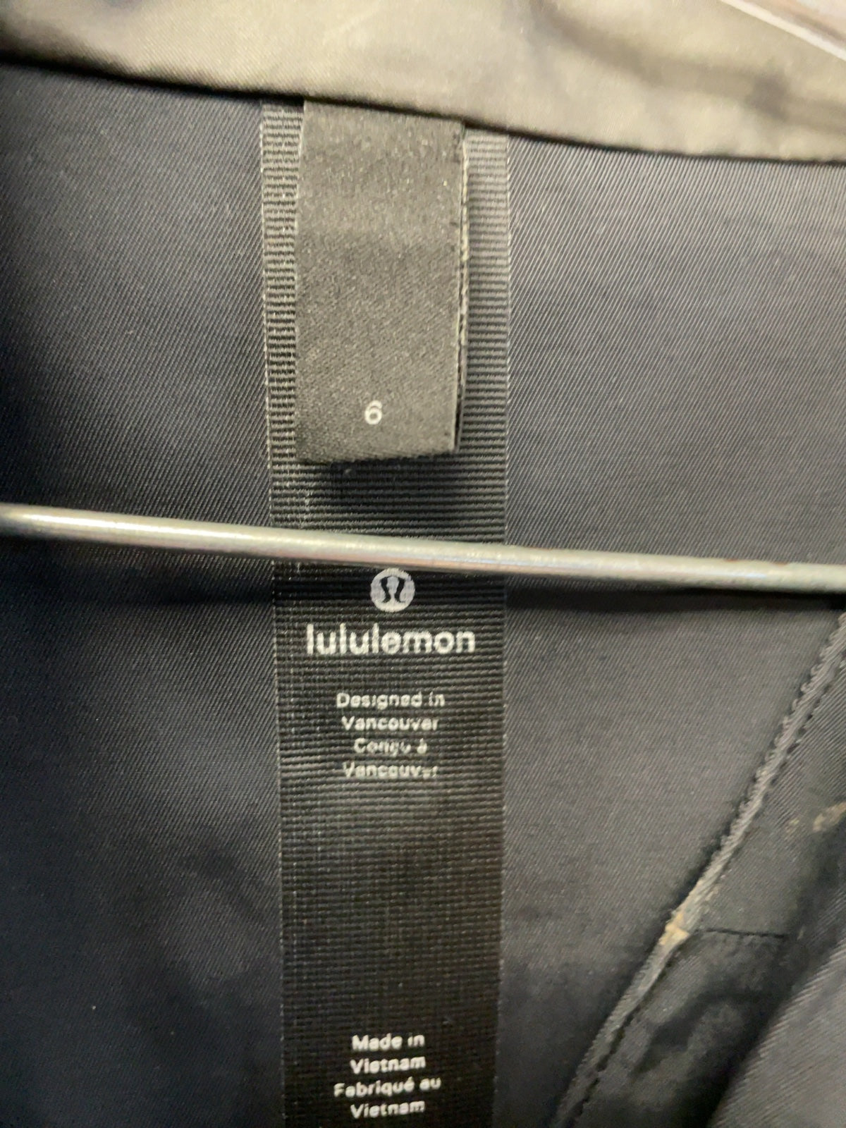lululemon Raincoat Size 6