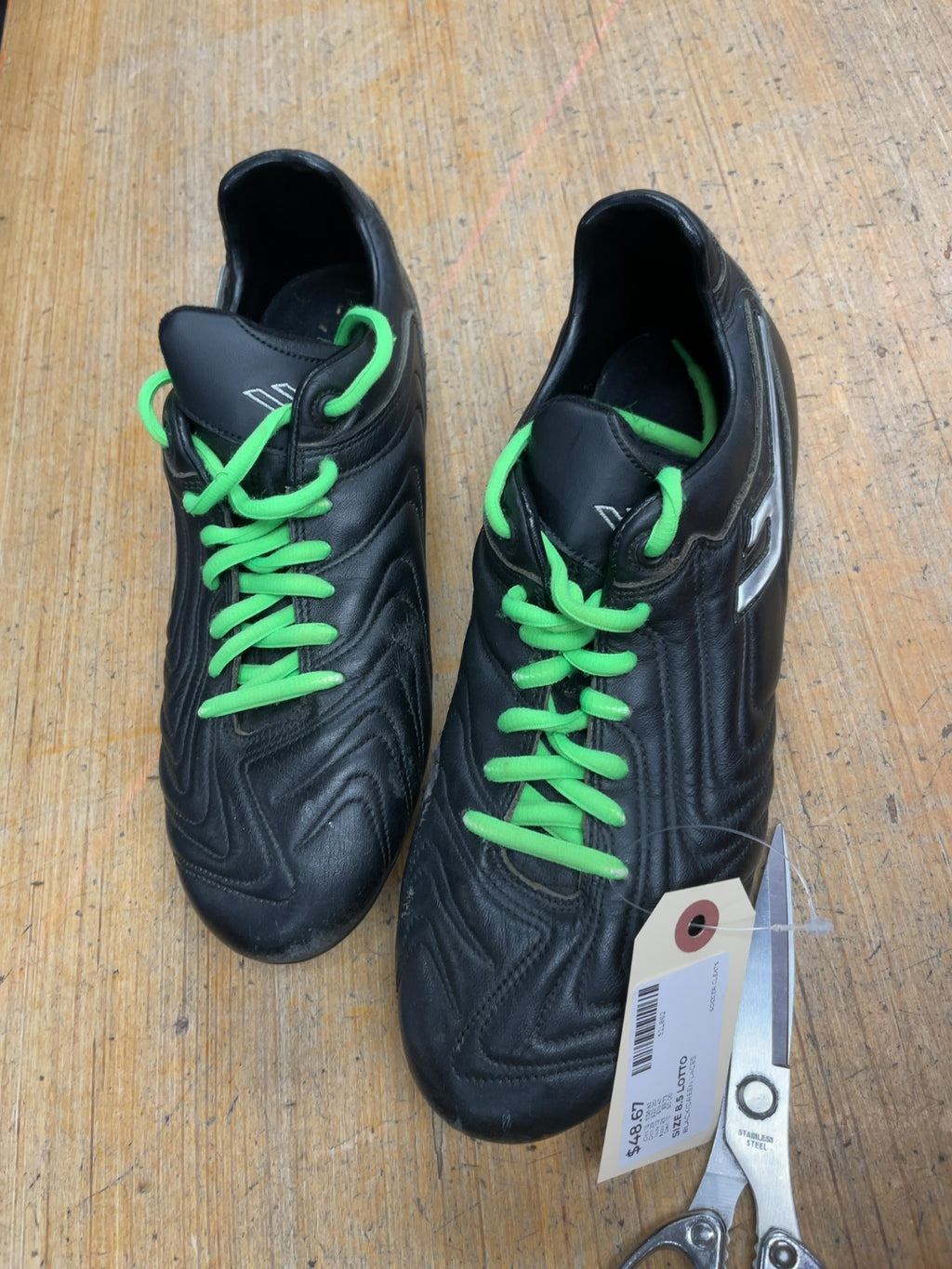 Lotto Stadio Size 8.5 Soccer Cleats