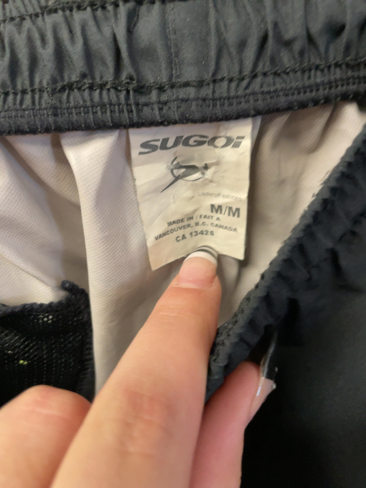 SUGOi Size M Rain Pants Black