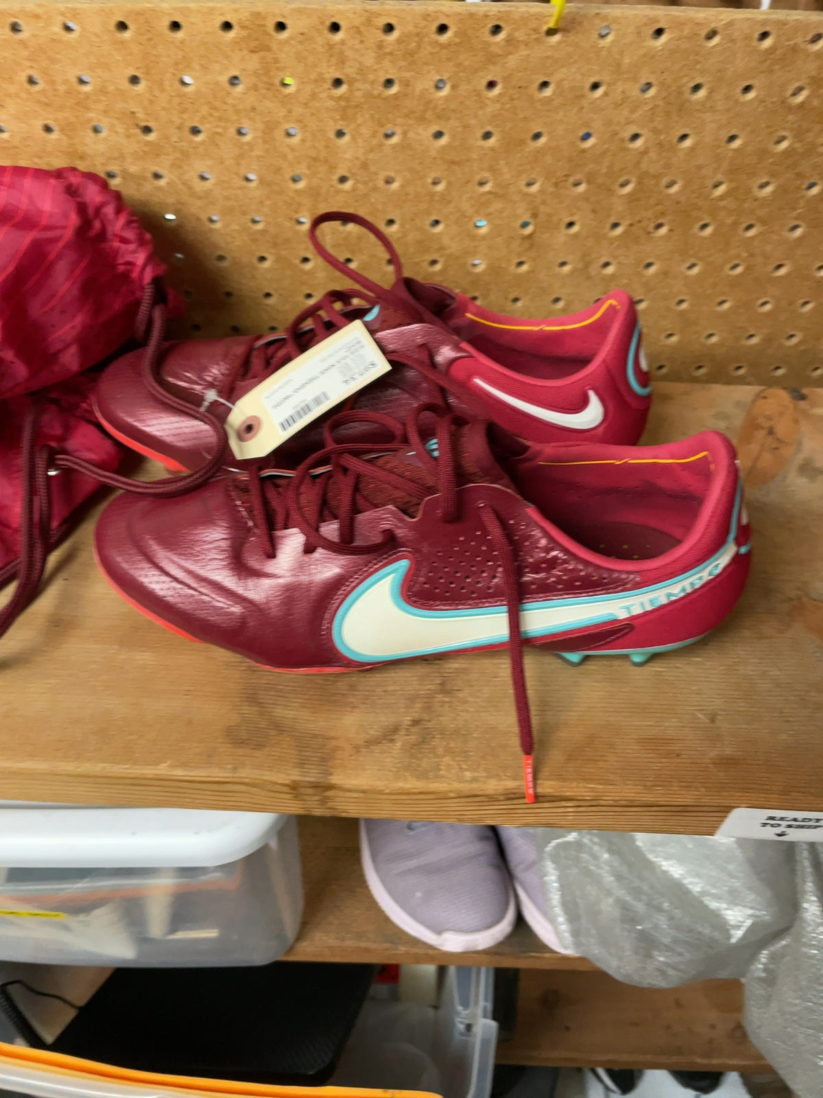 Nike Tiempo Legend Size 10.5 US Soccer Cleats with Bag Burgundy/Blue
