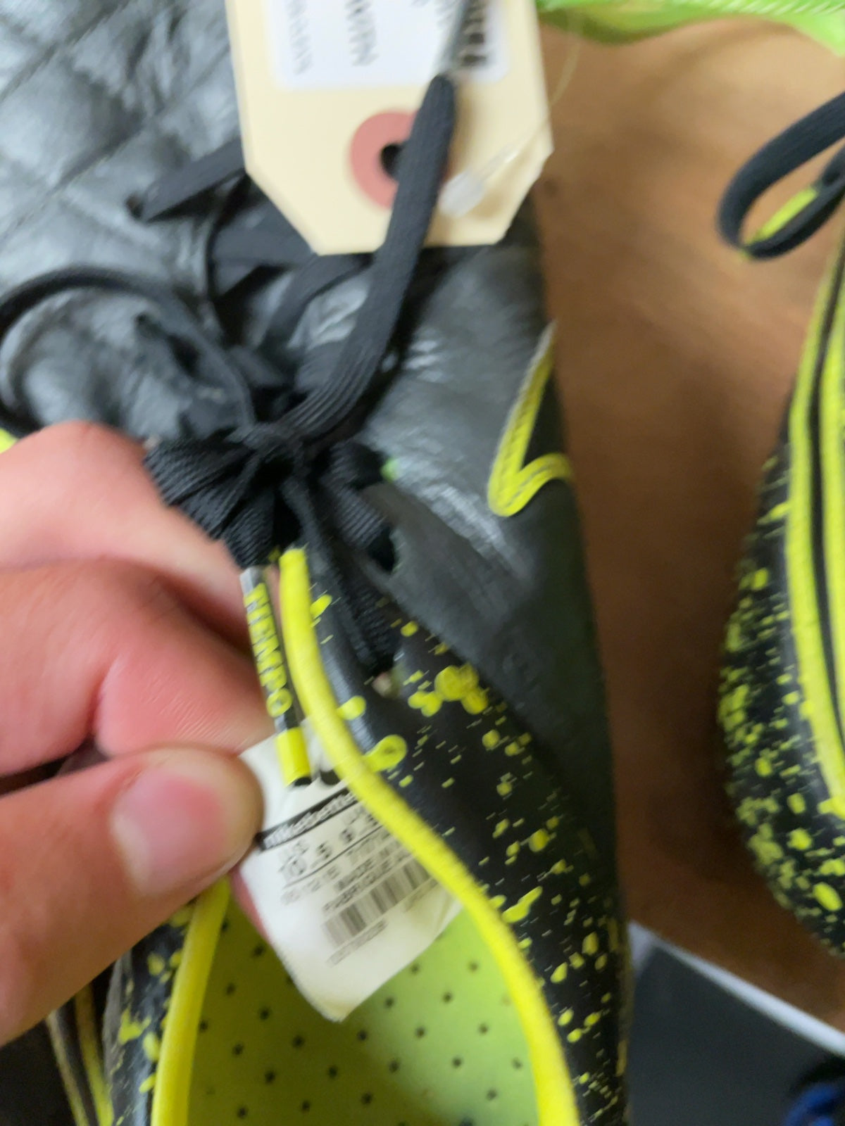 Nike Tiempo Size 10.5 US Soccer Cleats With Bag