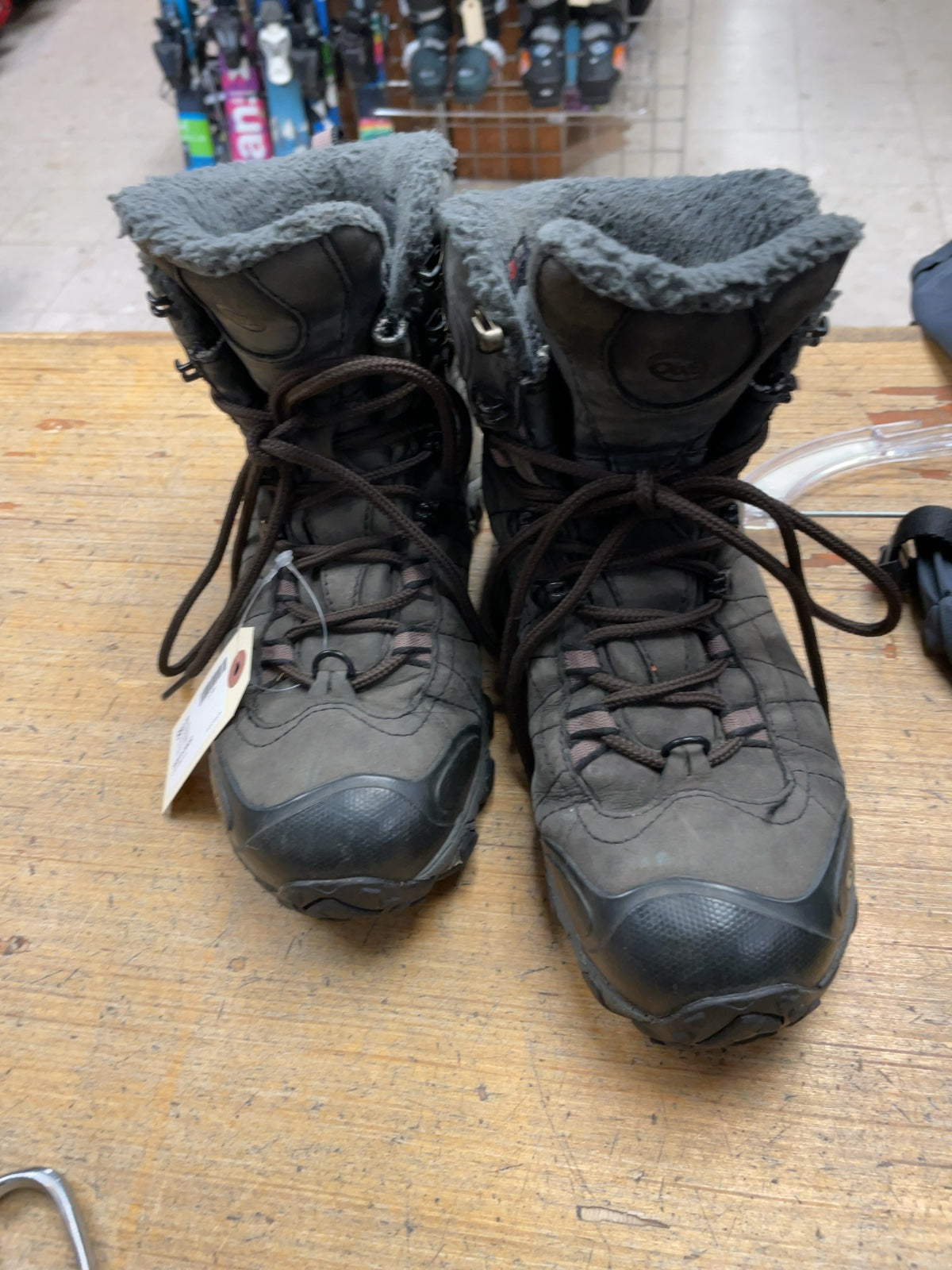 Oboz Size 9 Hiking Boots Grey Brown