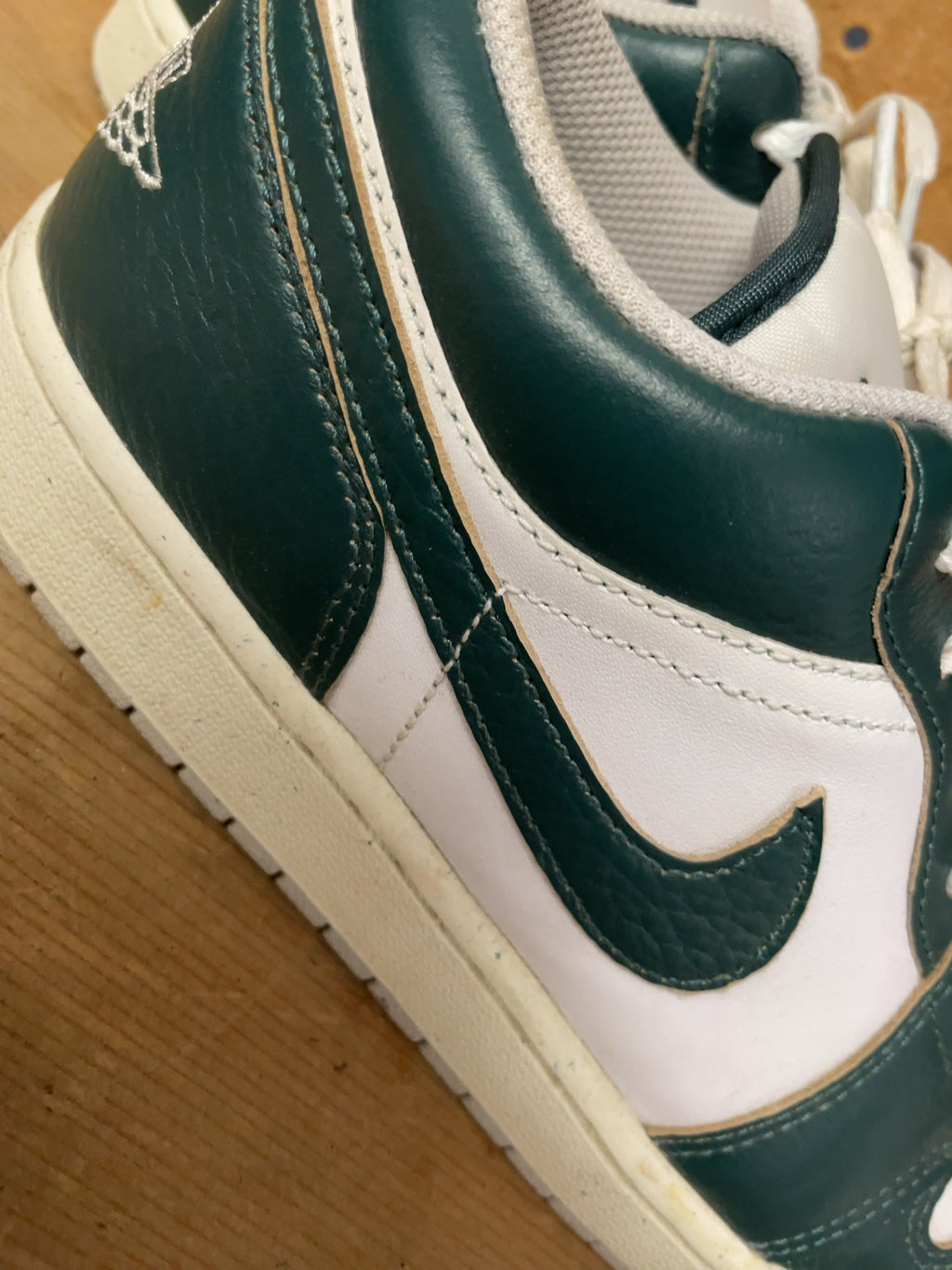 Nike Air Jordan 1 Low Size 10 US Green/White