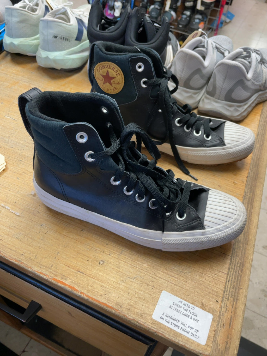 Converse All Star High Top Sneakers Size 7