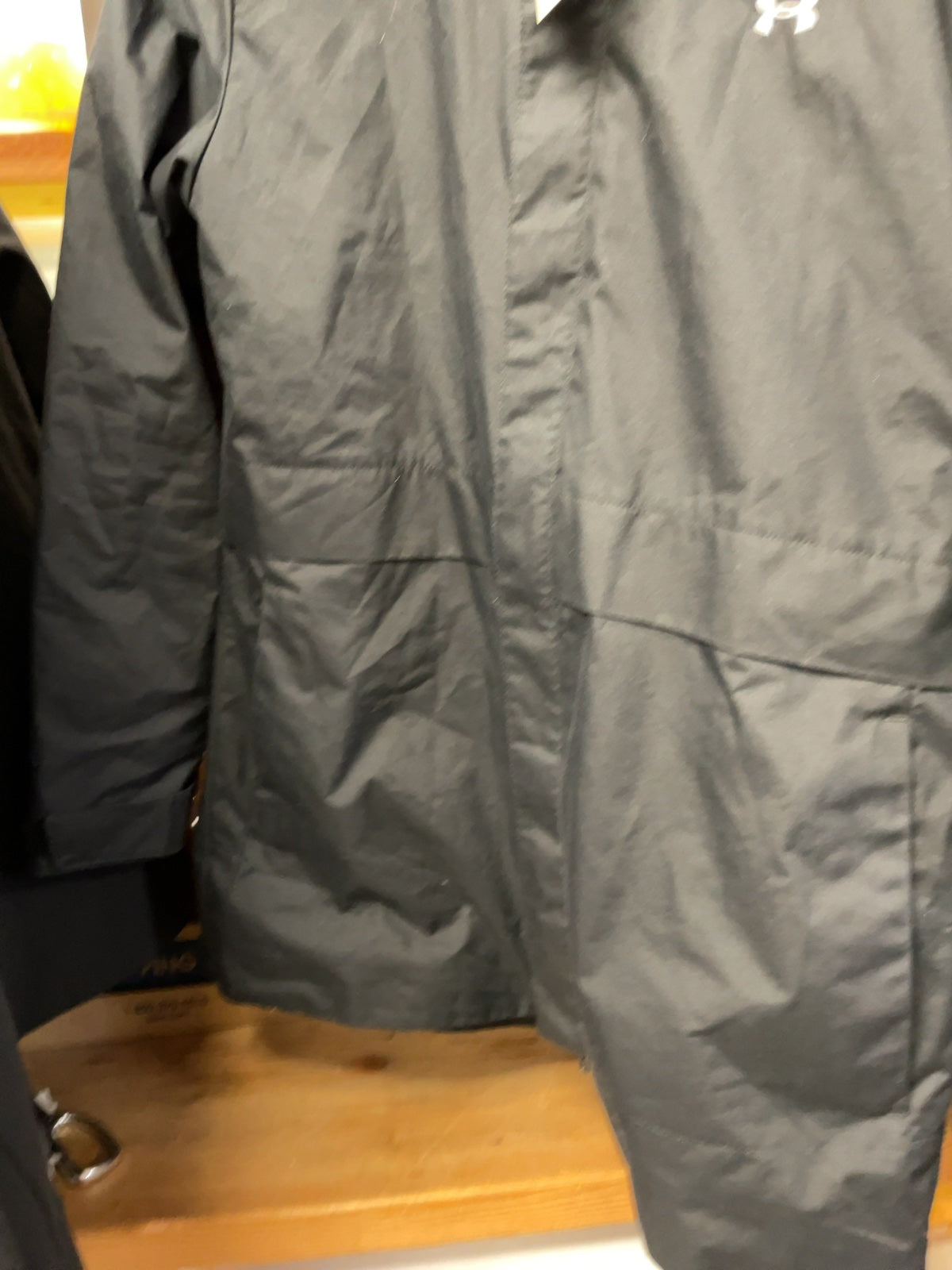 Under Armour Rain Jacket Size M