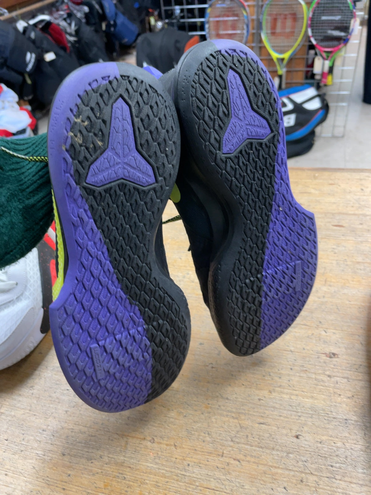 Nike Mamba Focus Size 8 Basketball Court Shoes