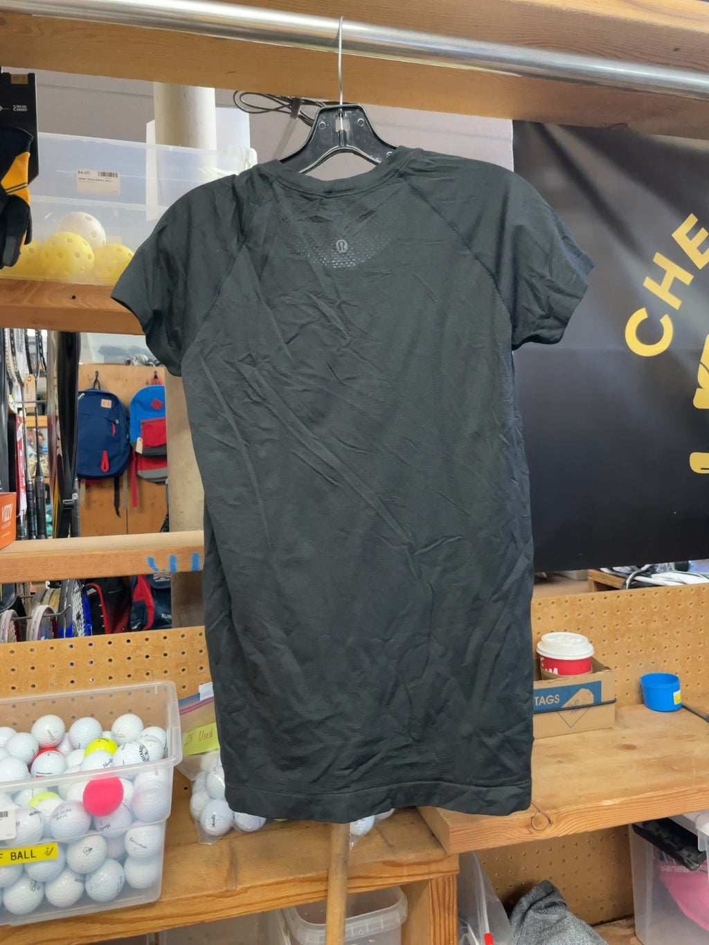 Lululemon Swiftly Tech Short Sleeve Shirt Size 8 Black