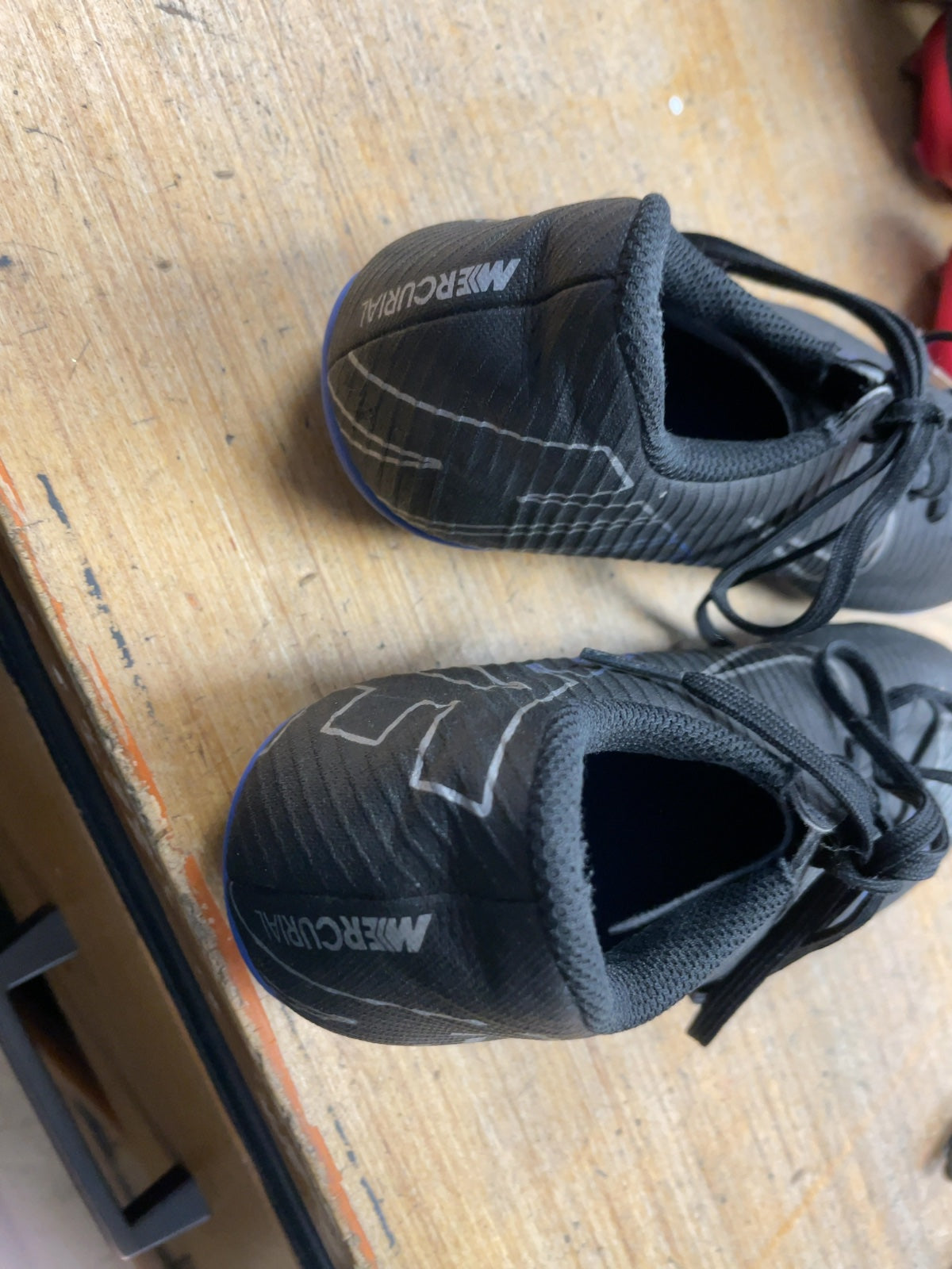 Nike Mercurial Size 6? Black/Blue Soccer Cleats
