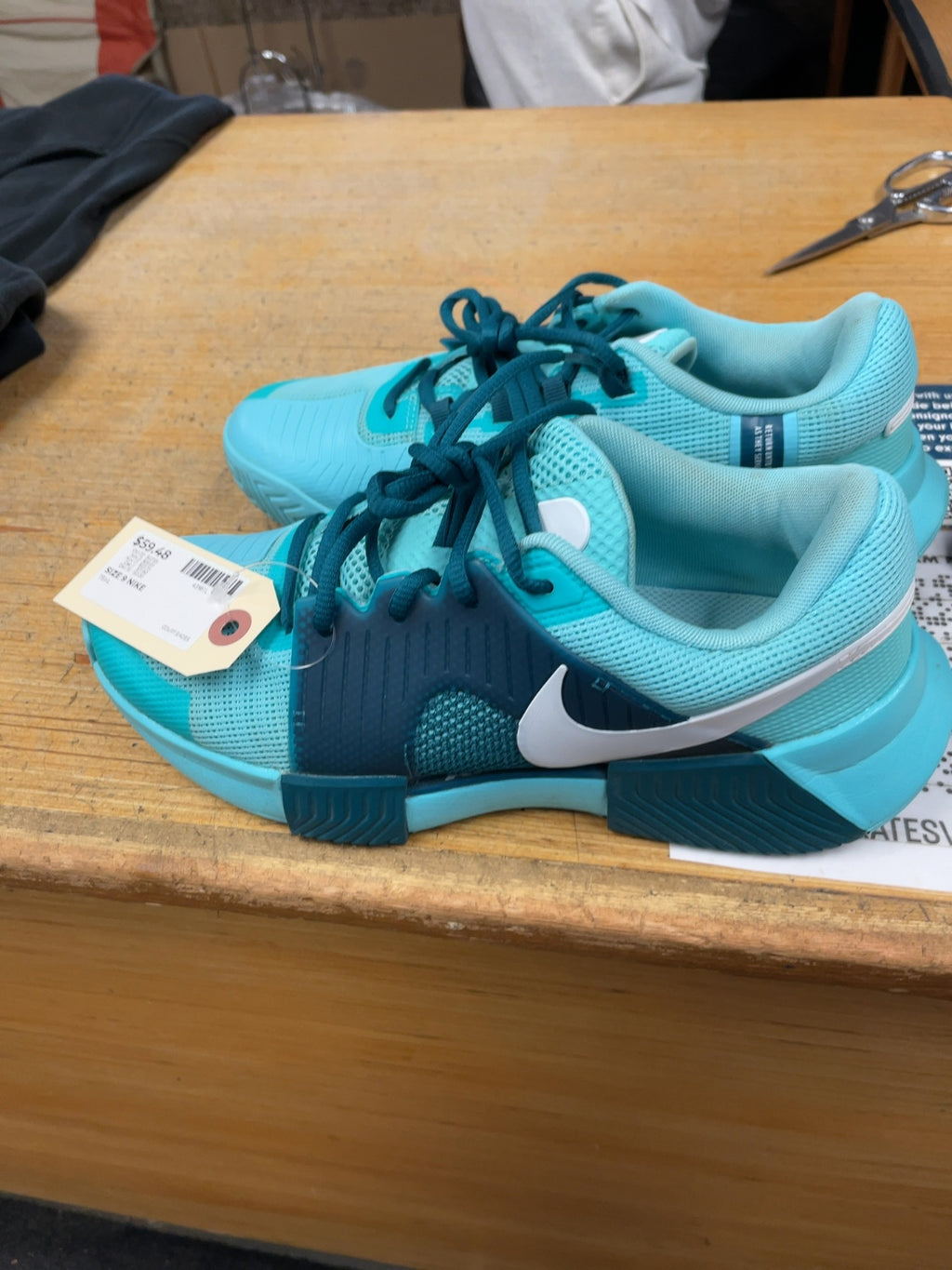 Nike Court Air Zoom GP Challenge Pro Size 9 US Teal Court Shoes