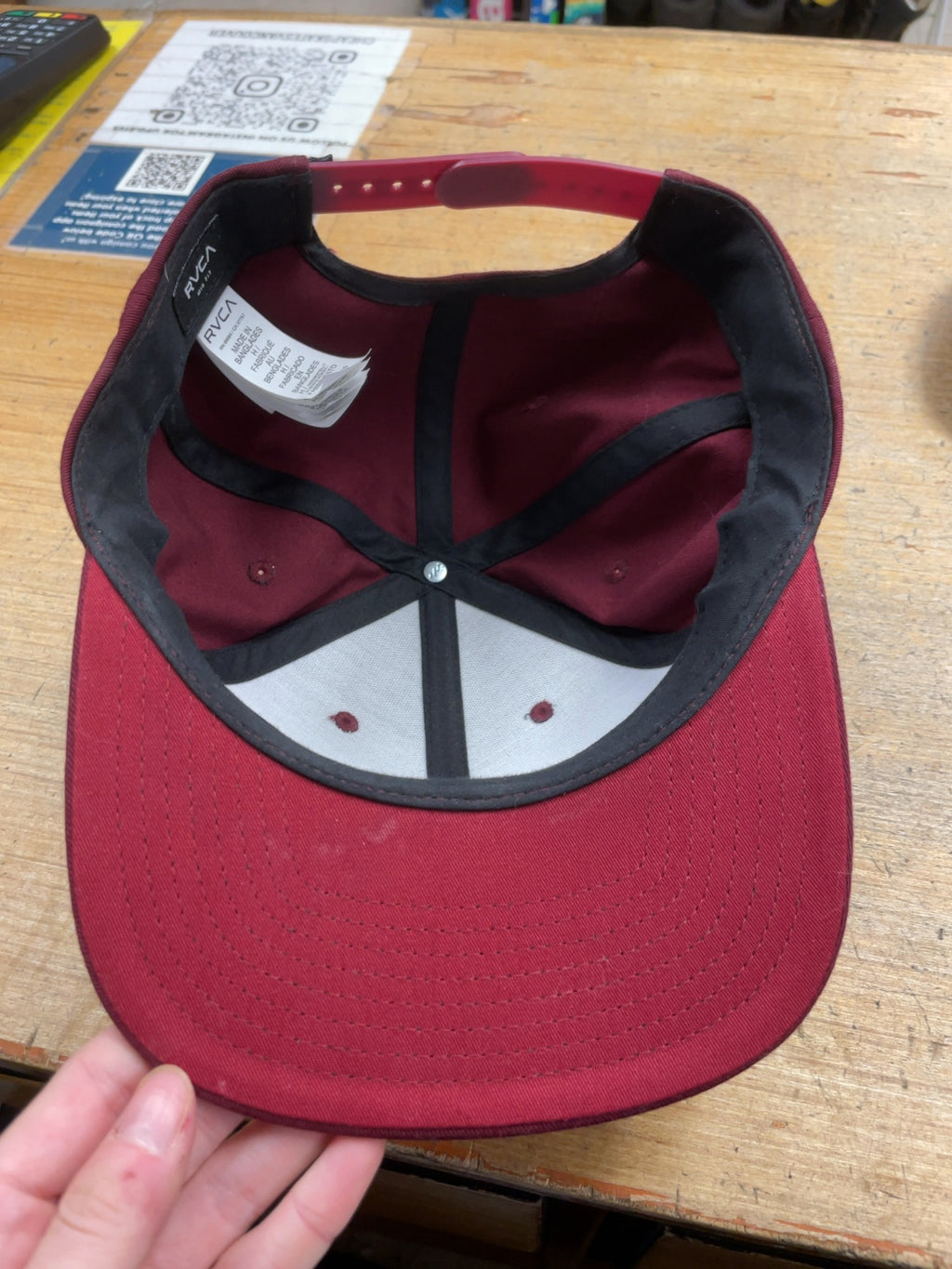 RVCA Mid Fit Snapback Hat Mid Fit Burgundy