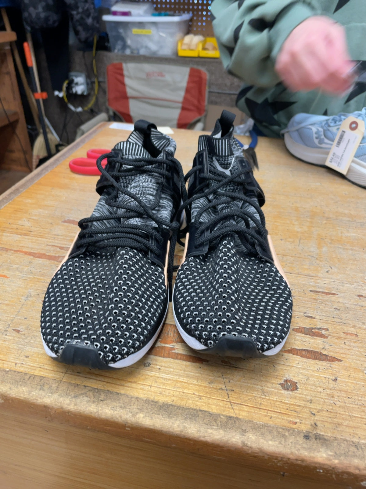 Puma Ignite evoKNIT Size 9 Running Shoes