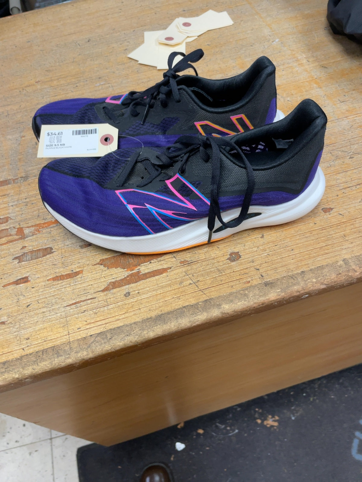 New Balance FuelCell Size 9.5 Running Shoes